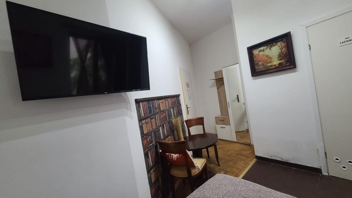 Pokój dwuosobowy z prywatną łazienką