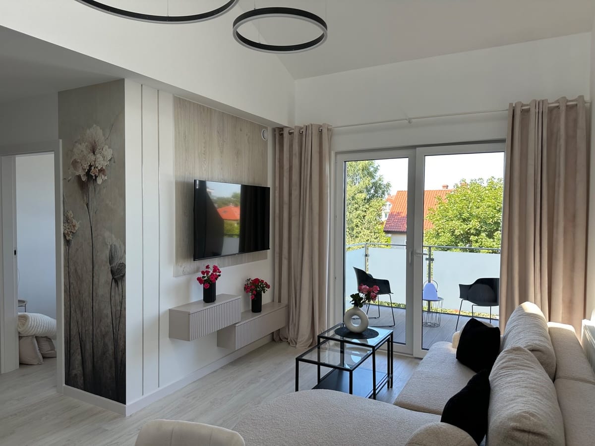 Nowoczesny apartament z dwoma sypialniami i garażem