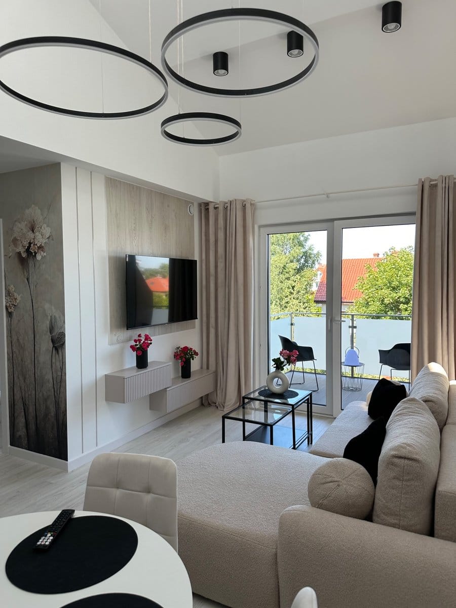 Nowoczesny apartament z dwoma sypialniami i garażem