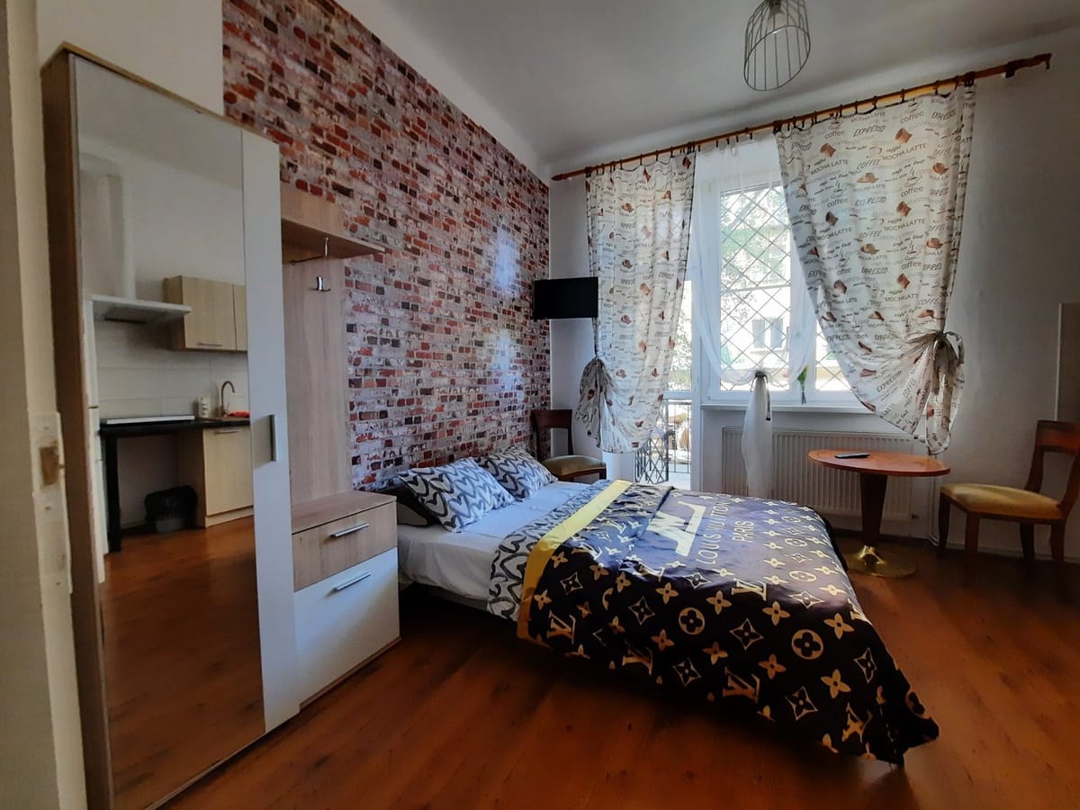 Apartament z balkonem